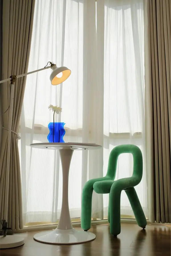 Sunlit Designer, photo 3 of 128